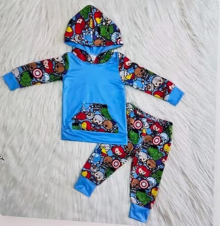 Little Heros Avengers Hoodie Set with front pocket